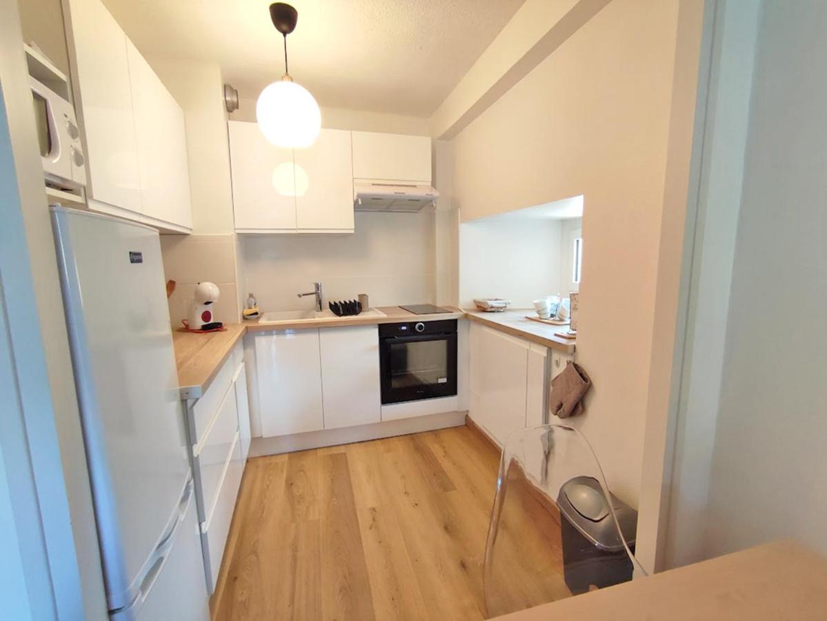 Chez Dominique, T2, Centre Ville, Vue Montagne, Wifi, 4 Personnes Bagnères-de-Luchon Exterior foto